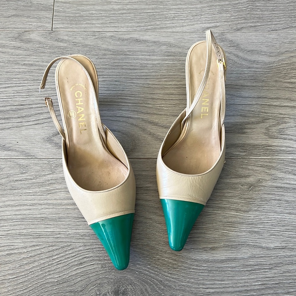 Chanel Kitten Heel - Picture 4 of 5